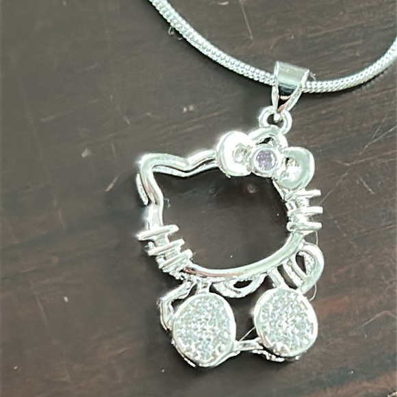 Hello Kitty Silver Plated Crystal Pendant Necklace 18" Chain Light Purple Bow - Picture 9 of 12